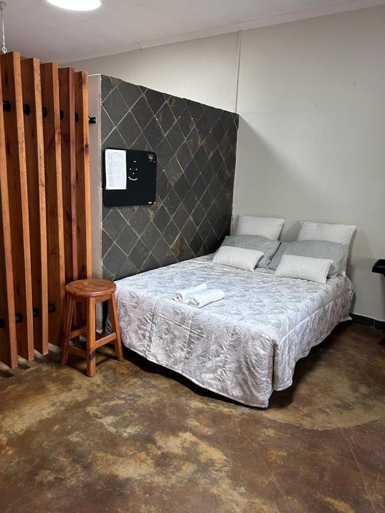 Blue Lantern Bed And Breakfast Kempton Park Exterior foto